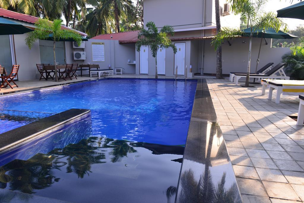 Majestic Beach Comfort Hotel Varca Exterior photo