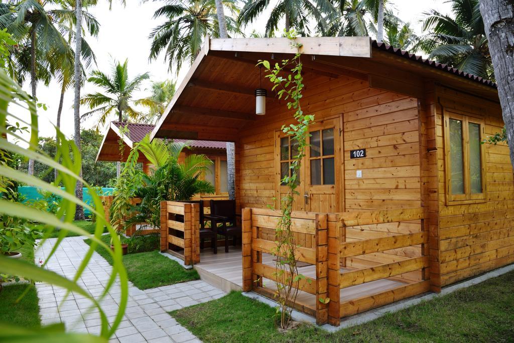 Majestic Beach Comfort Hotel Varca Exterior photo